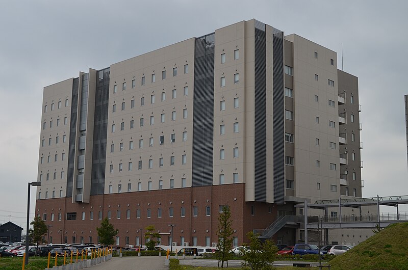 File:Gifu University, Gifu Prefecture; April 2012 (07).jpg