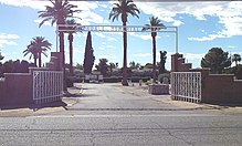 Glendale-Glendale Memorial Park-Wejście.jpg