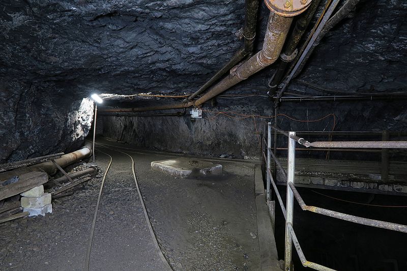 File:Gonzen Mine - Military Path (27516795205).jpg