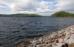 Grundforsdammen sedd från dammkrönet.