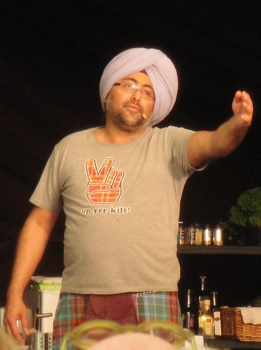 Hardeep Singh Kohli performing at Isle of Arts Festival 2012 5 (cropped)