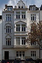 Haus Friedenstrasse 18 in Duesseldorf-Unterbilk, von Nordwesten.jpg