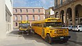 Školní autobusy v Havaně