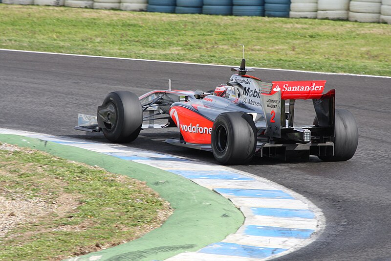 File:Heikki Kovalainen Jerez Feb 2009 3285.JPG