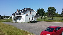 Gare ferroviaire d'Hervey-Jonction (Mauricie, Québec, Canada) sise depuis le 14 septembre 2007 sur le nouveau site face à la chapelle catholique. La 2e gare d'Hervey-Jonction était sise depuis 97 ans sur l'ancien site.