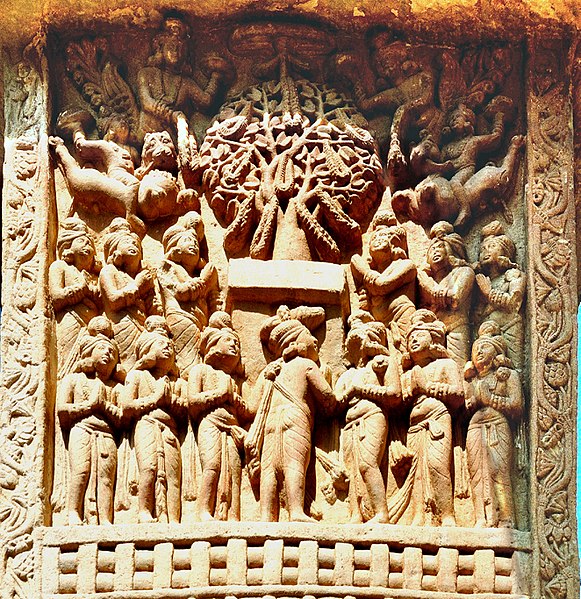 File:Homage of King Suddhodana Sanchi Stupa 1 Eastern Gateway Right pillar inner top panel.jpg