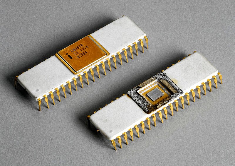 File:Intel 8080 open-closed.jpg