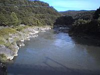 Ishikari river at kamui kotan.jpg