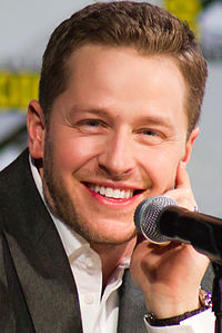 Josh Dallas (2014) Comic Con