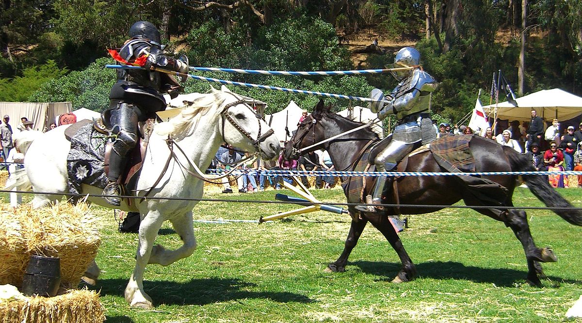 COMBATE MONTADO  Como era Lutar de Cima de Um Cavalo na Idade