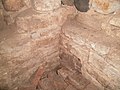 Keldrikorruse I põhjapoolse ruumi eendis, oletatavast tornist arvates, on näha teadmata otstarbel tehtud hilisem müüripaksendus, mis on laotud vastu vana linnusevundamenti ja mis kannab hilisemat tünnvõlvi