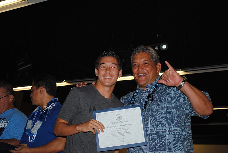 File:Kealakehe Football Banquet (6719068241).jpg