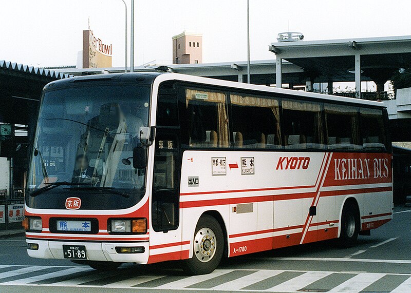 File:Keihanbus kyoto kumamoto queen M U-MS729S.jpg