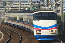 AE100 series train on a Skyliner service, October 2008