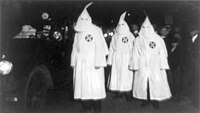 Ku Klux Klan Virginia 1922 Parade.jpg