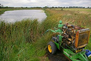 Lagoon and Pump - geograph.org.uk - 234550.jpg