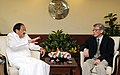 Lim Thuan Kuan meeting the Union Minister for Urban Development, Housing and Urban Poverty Alleviation and Parliamentary Affairs, Shri M. Venkaiah Naidu, in New Delhi on June 27, 2014.jpg