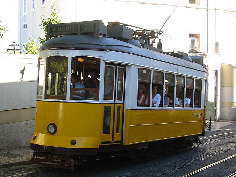 File:Lisbon Tram 572.jpg