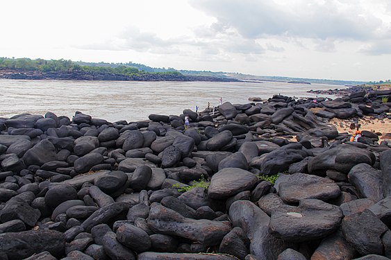 Congo River to Mbudi-Kinshasa Photograph: User:Leon Bilili