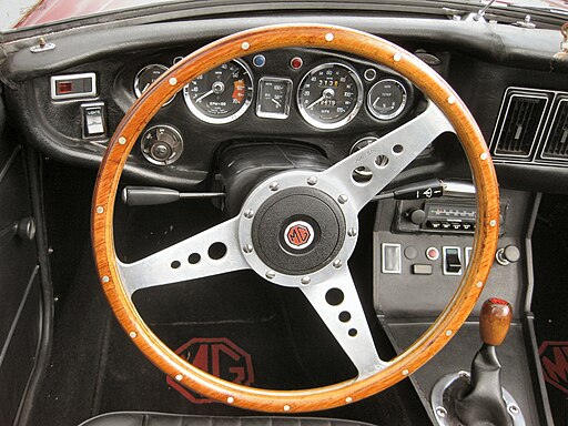 MG B MKII Cockpit