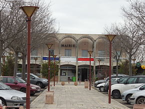Mairie de Rodilhan - Décembre 2015.JPG