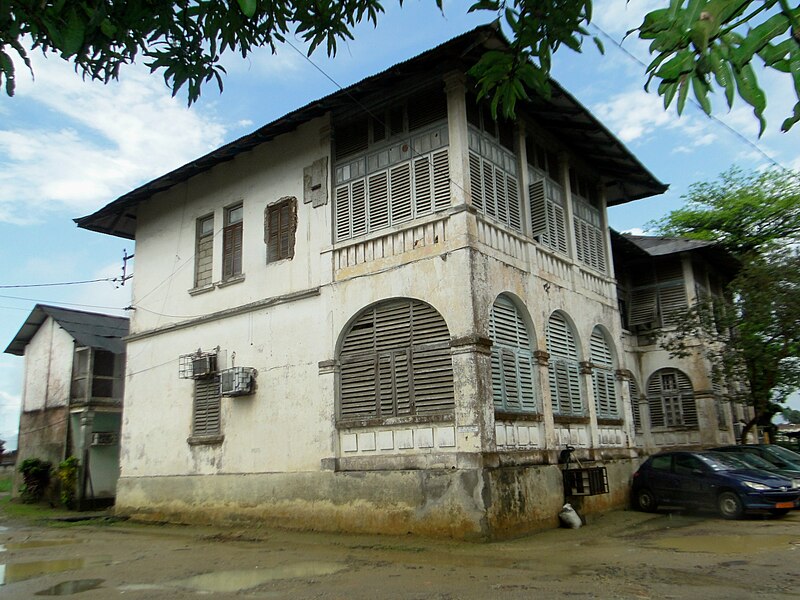 File:Maison des Célib 2.jpg