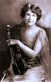 Maud Powell American violinist