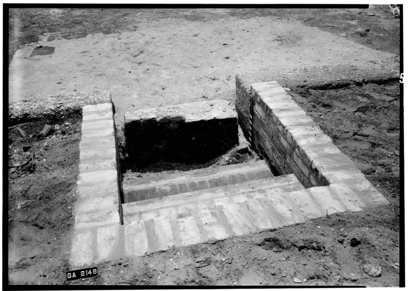 File:May 1958 REAR STEPS FROM N. PARTIALLY RECONSTRUCTED - Fort Frederica, Captain John Mackay House (Ruins), Lot No. 6, North Ward, Saint Simons Island, Glynn County, GA HABS GA,64-FRED,6-7.tif