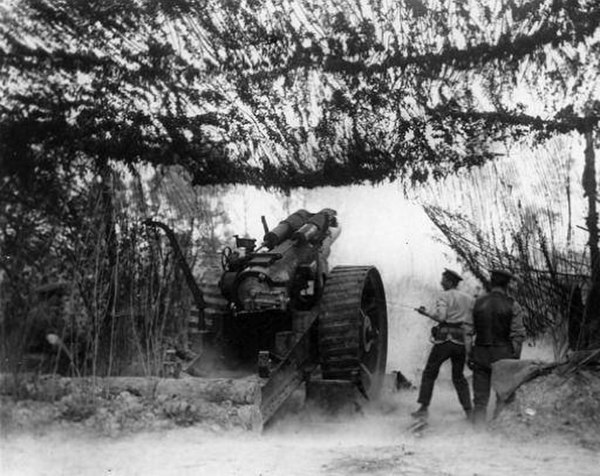 A howitzer firing during the battle