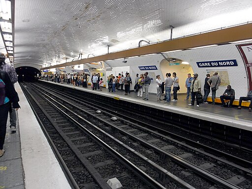 Metro de Paris - Ligne 5 - Gare du Nord 01