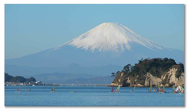 File:Mount-fuji-kamakura.jpg - Wikimedia Commons