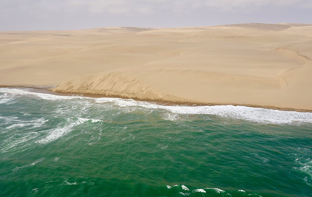 File Namib Desert Meets Atlantic Ocean 37763100251 Jpg Wikimedia Commons