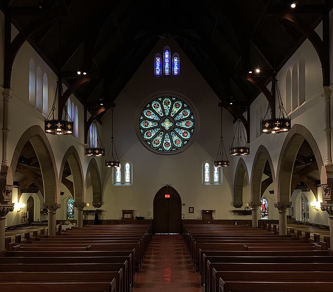 File:Nave with side aisles of The Cathedral Church of the Nativity, Bethlehem, Pennsylvania.jpg