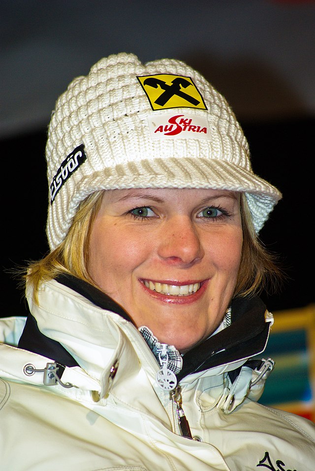Аустријска алпска скијашица Никол Хосп
