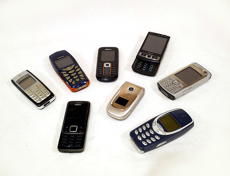 File:Nokia mobile phones.jpg