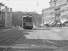 Northampton Jalan Kereta trem di Jalan Utama, Northampton 1907 01 (dipotong).jpg