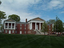 Old College University of Delaware 10. dubna JPG