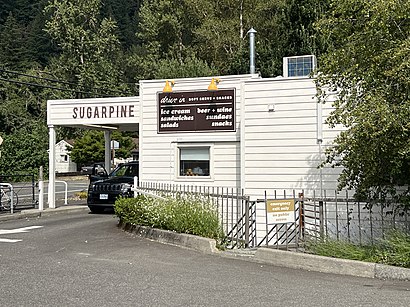 How to get to Sugarpine Drive-In with public transit - About the place