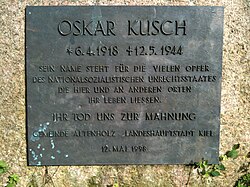 Oskar Kusch emléktáblája