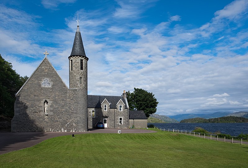 File:Our Lady of Perpetual Succour & St Cumin, Morar.jpg