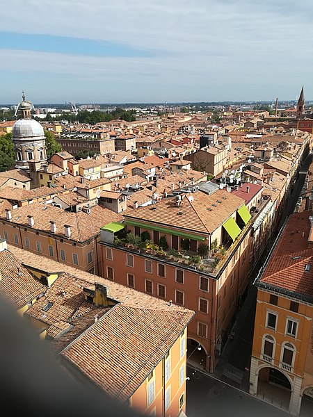 File:Panorama modena 18.jpg