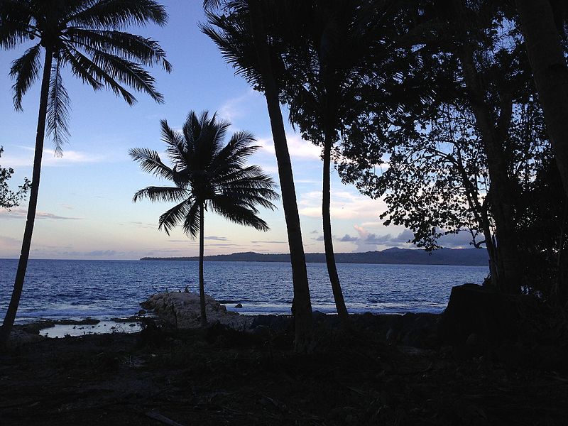 File:Pantai di Bitunuris, Kepulauan Talaud, Sulawesi Utara.jpg