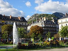 Place Victor-Hugo dans l'hyper-centre de Grenoble.
