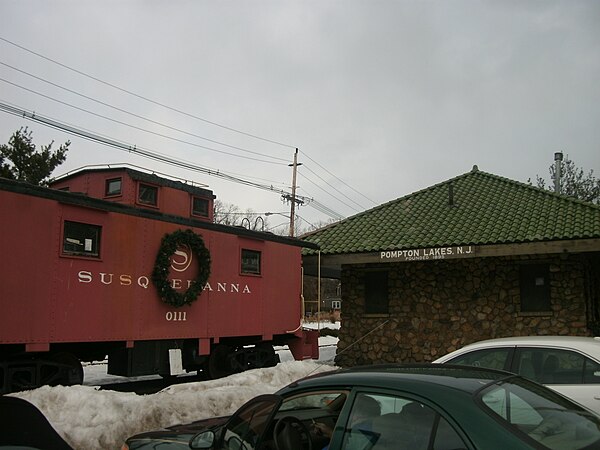 Pompton Lakes train station, which was served by the New York, Susquehanna and Western Railway.