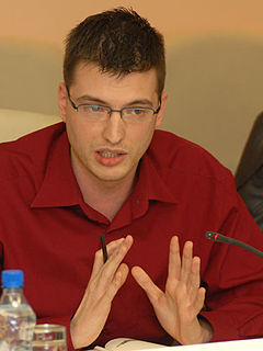 <span class="mw-page-title-main">Predrag Azdejković</span> Serbian gay activist and journalist