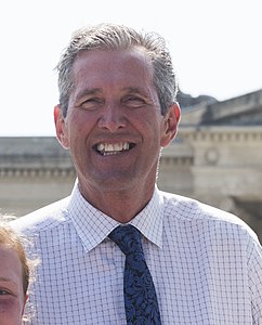 Le premier ministre Brian Pallister 2017.jpg