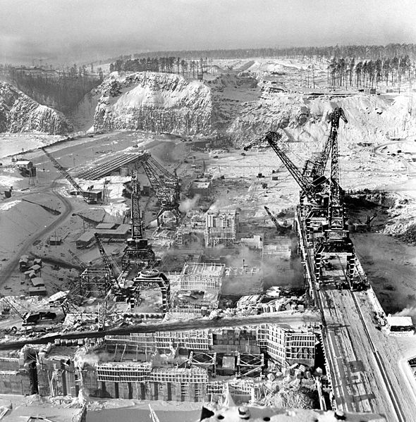 File:RIAN archive 791507 Construction of Bratsk hydroelectric plant.jpg