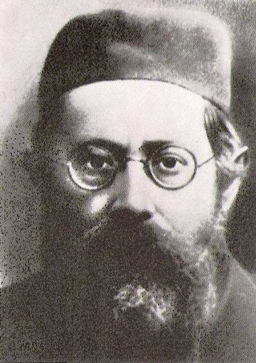 File:Rabbi Naftoli Trop.jpg