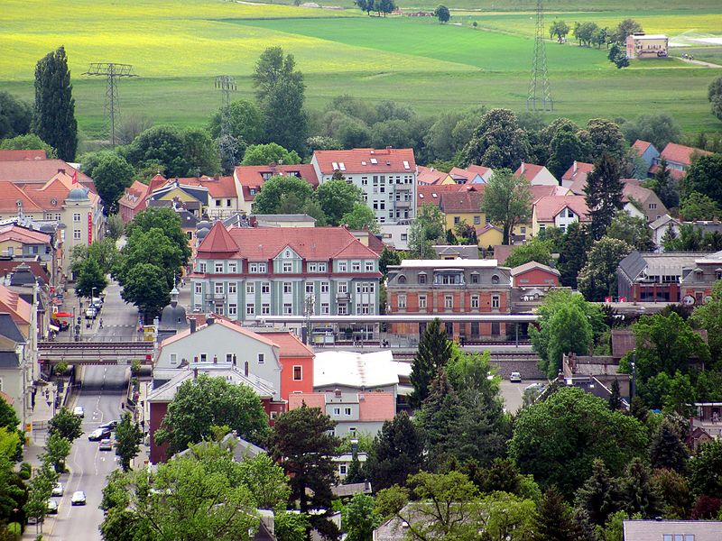 File:Radebeul Hp Kötzschenbroda von Friedrich-August-Höhe 02.jpg