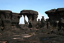 Formações rochosas ruiniformes
